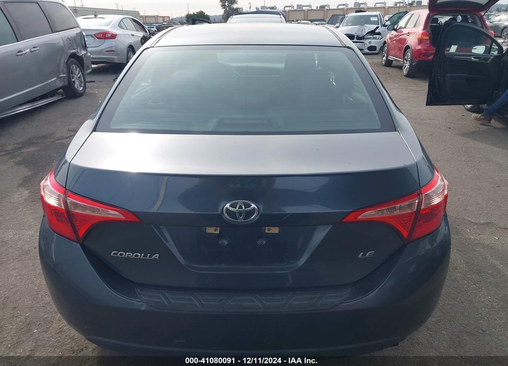 2018 TOYOTA COROLLA LE VIN: 5YFBURHE7JP802716