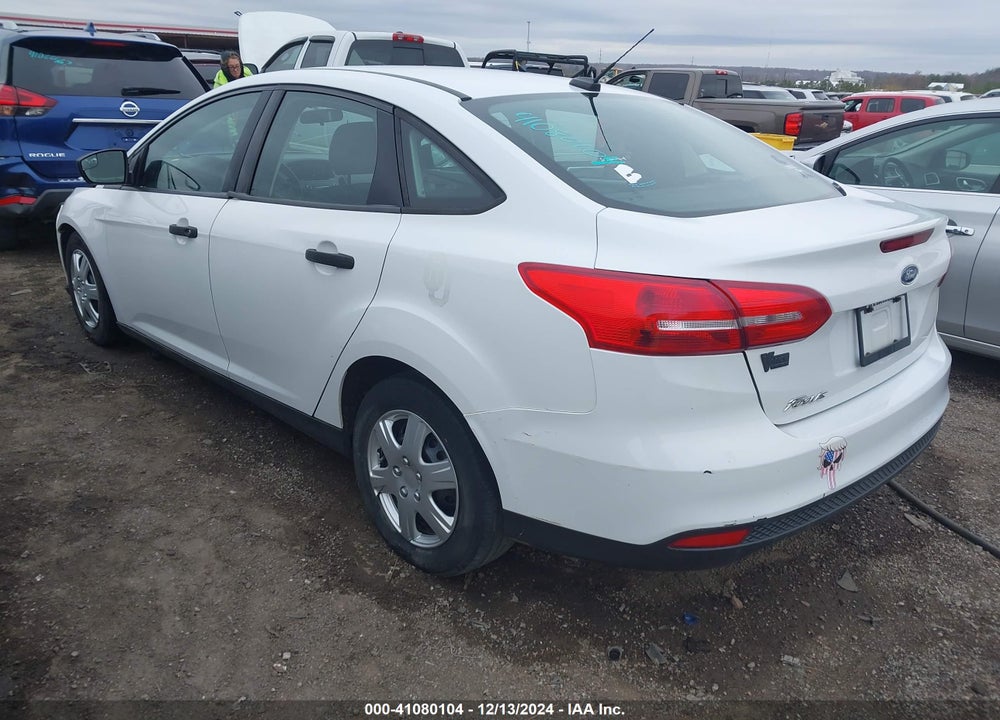 2017 FORD FOCUS VIN: 1FADP3E24HL282054