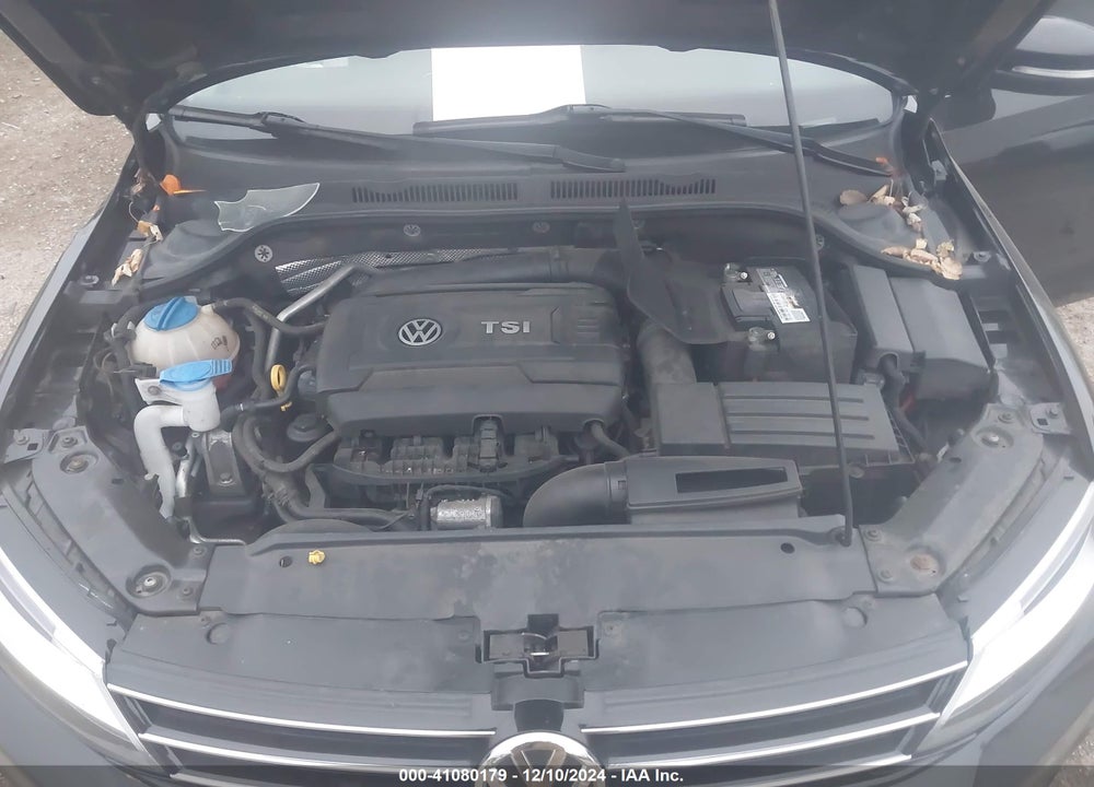 2015 VOLKSWAGEN JETTA 1.8T SE VIN: 3VWD07AJ0FM329365