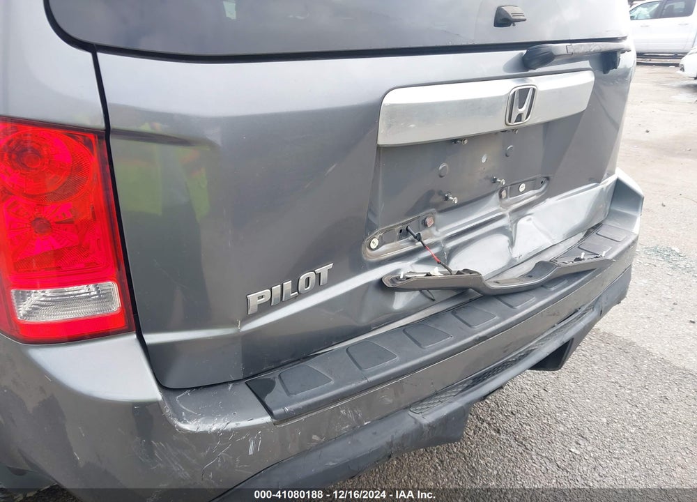 2013 HONDA PILOT LX VIN: 5FNYF3H24DB031087