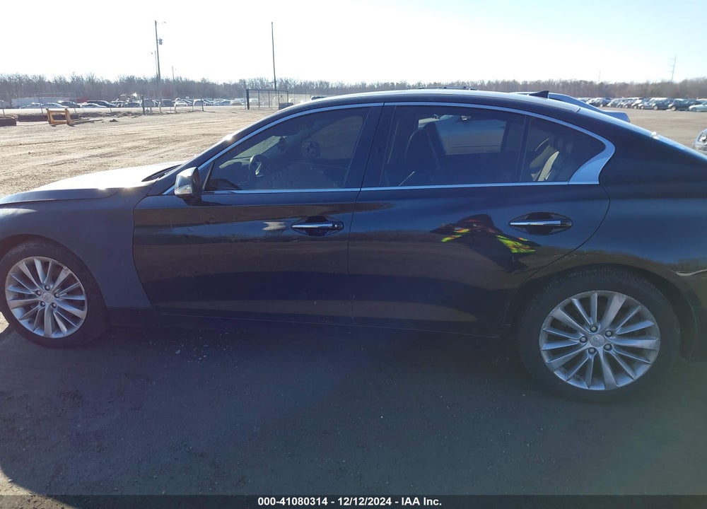 2018 INFINITI Q50 3.0T LUXE VIN: JN1EV7AR1JM430503