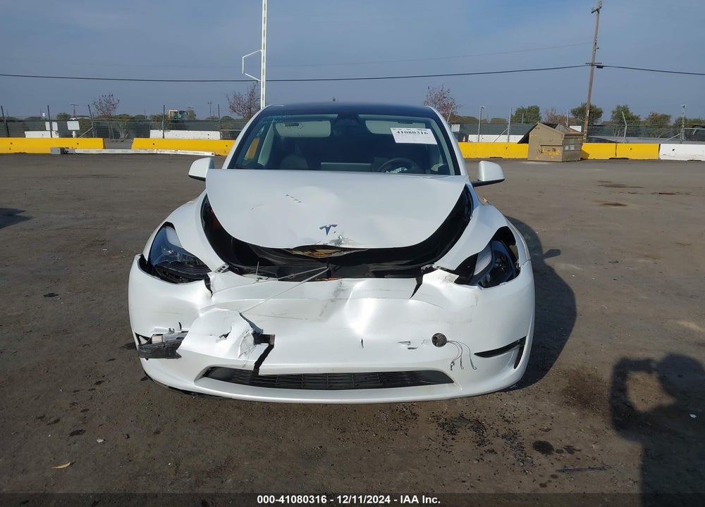 2023 TESLA MODEL Y AWD/LONG RANGE DUAL MOTOR ALL-WHEEL DRIVE VIN: 7SAYGDEE3PF746354
