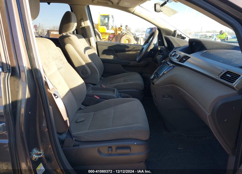 2016 HONDA ODYSSEY SE VIN: 5FNRL5H31GB101263