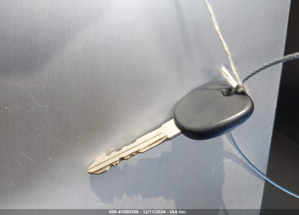 2005 CHEVROLET ASTRO VIN: 1GCDM19X25B114296