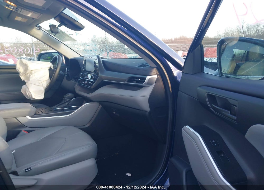 2021 TOYOTA HIGHLANDER VIN: 5TDCZRBHXMS558189