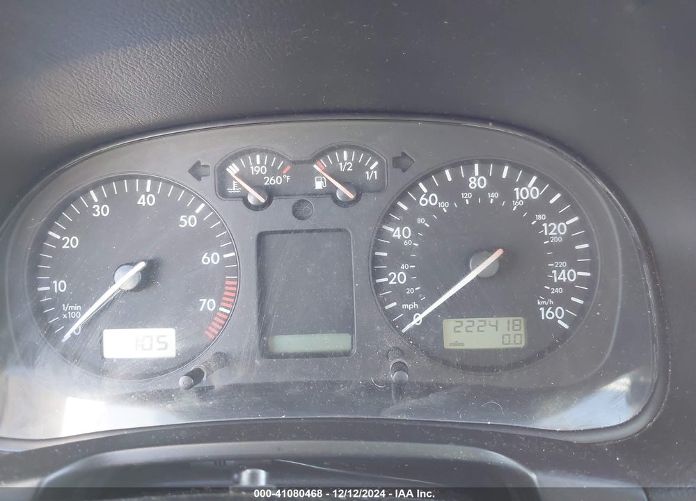 2002 VOLKSWAGEN GOLF GLS 2.0L VIN: 9BWGK61JX24036928