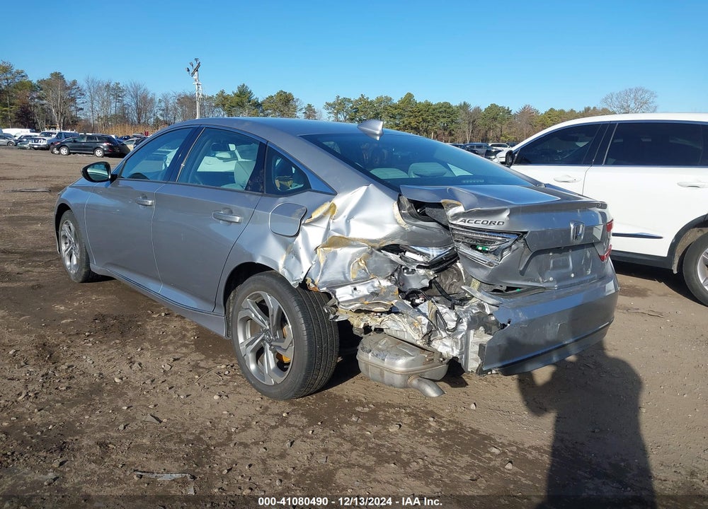 2018 HONDA ACCORD EX VIN: 1HGCV1F49JA092964