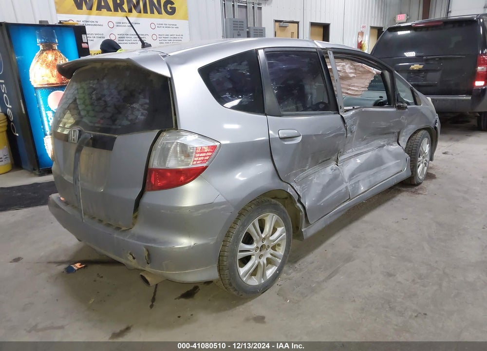 2009 HONDA FIT VIN: JHMGE88419S012485