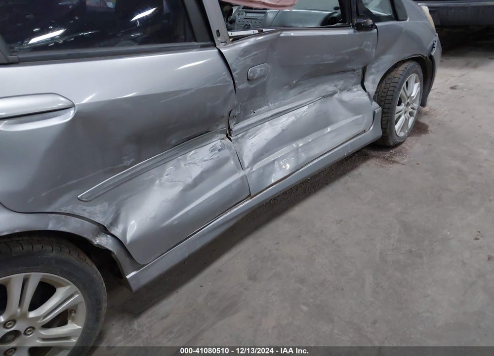 2009 HONDA FIT VIN: JHMGE88419S012485