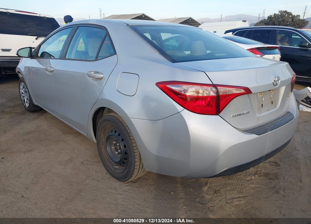 2017 TOYOTA COROLLA LE VIN: 5YFBURHE2HP717406
