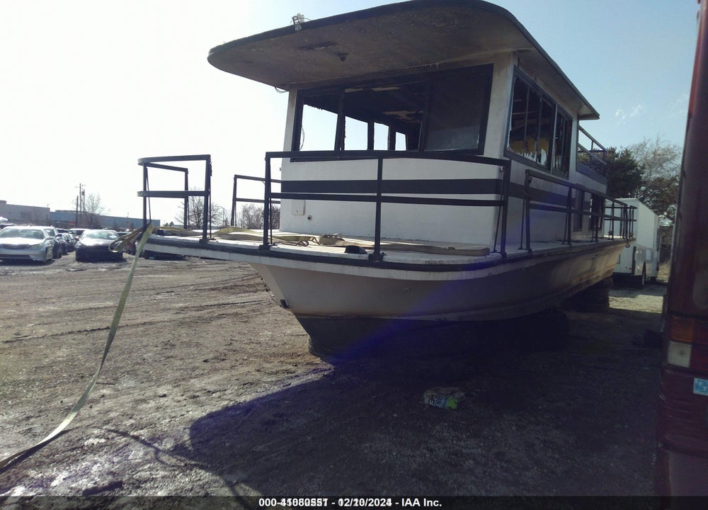 1972 GIBSON HOUSE BOAT VIN: 00000OHZ30065F672