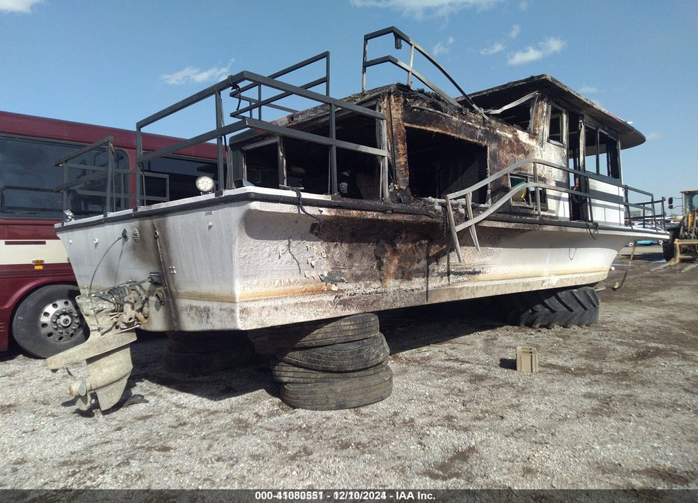 1972 GIBSON HOUSE BOAT VIN: 00000OHZ30065F672