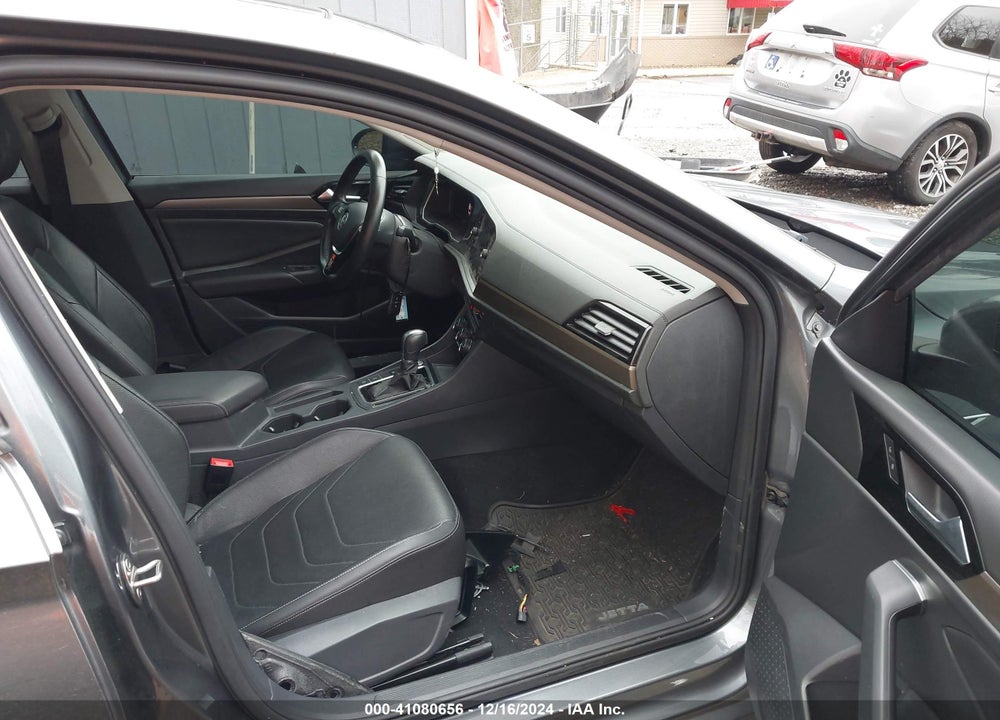 2019 VOLKSWAGEN JETTA 1.4T SEL PREMIUM VIN: 3VWG57BU8KM061697