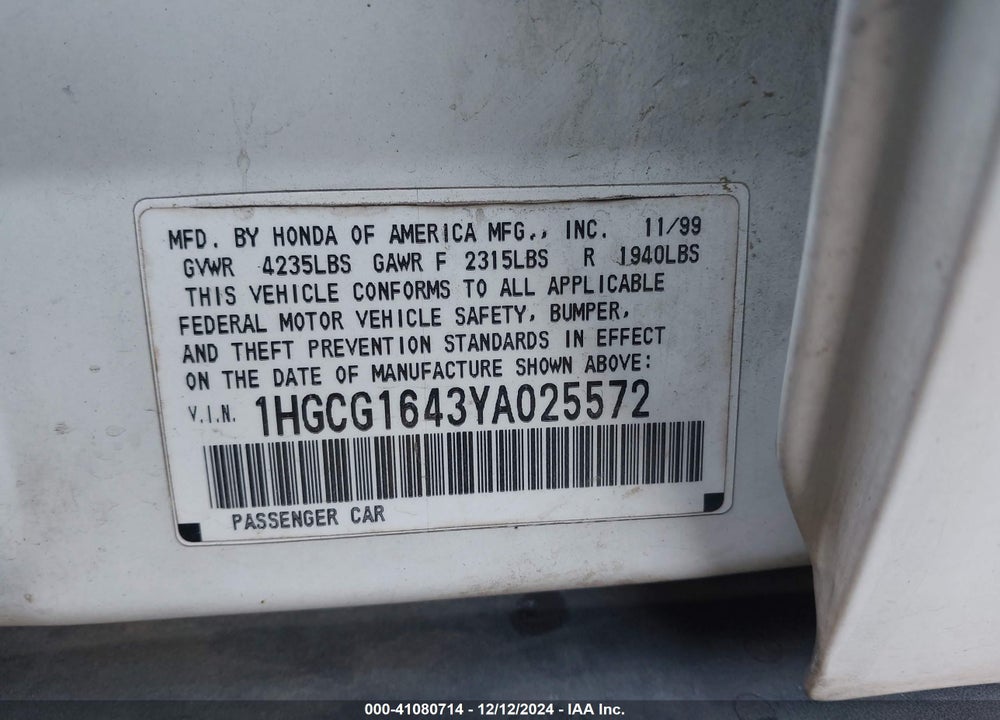 2000 HONDA ACCORD 3.0 LX VIN: 1HGCG1643YA025572