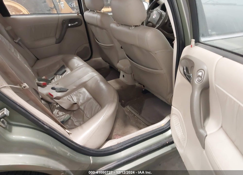 2004 SATURN L300 3 VIN: 1G8JL84R74Y520331