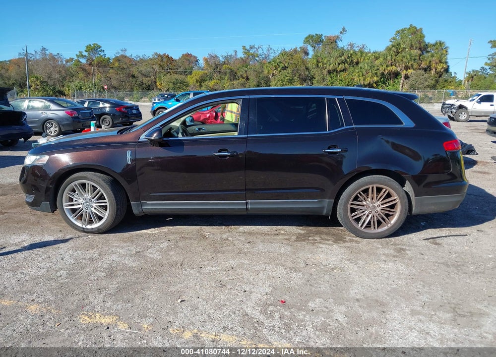 2013 LINCOLN MKT ECOBOOST VIN: 2LMHJ5AT8DBL50101