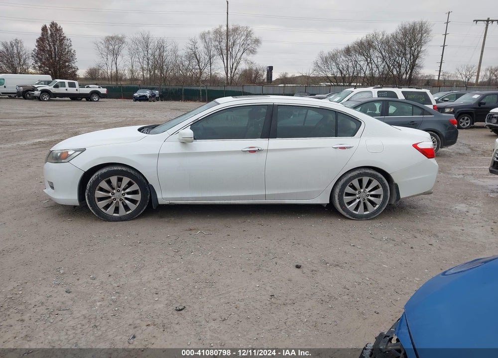 2013 HONDA ACCORD EX-L V-6 VIN: 1HGCR3F88DA004610