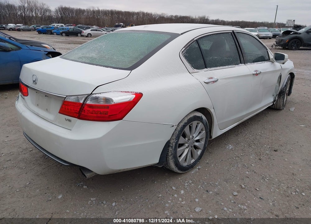 2013 HONDA ACCORD EX-L V-6 VIN: 1HGCR3F88DA004610