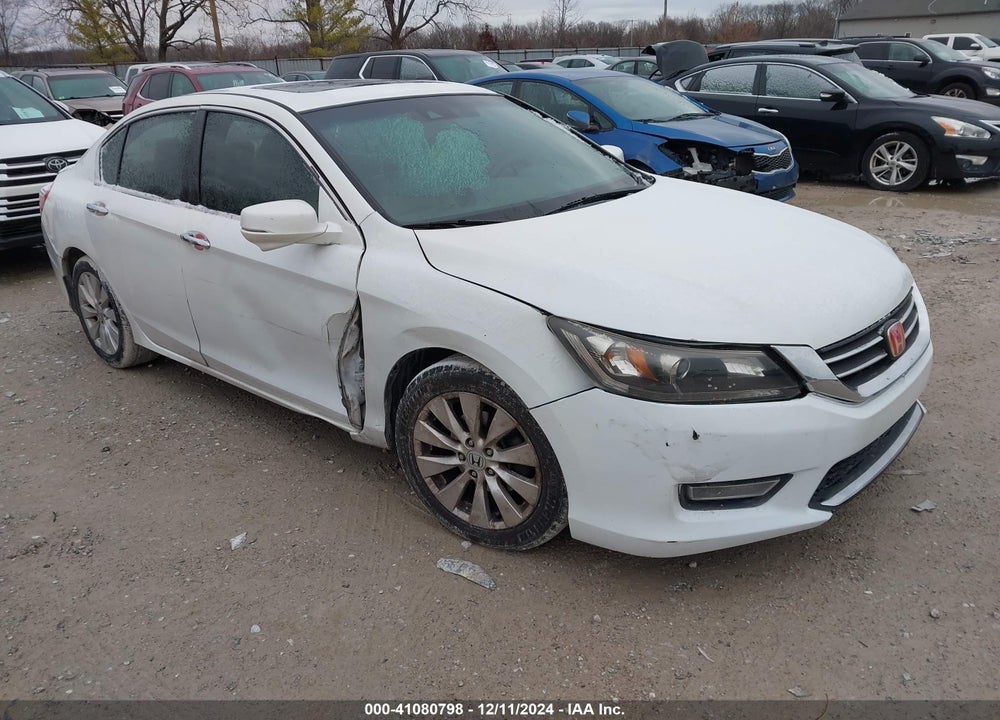 2013 HONDA ACCORD EX-L V-6 VIN: 1HGCR3F88DA004610
