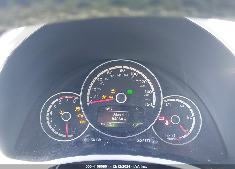 2013 VOLKSWAGEN BEETLE 2.5L VIN: 3VW5X7AT6DM828394