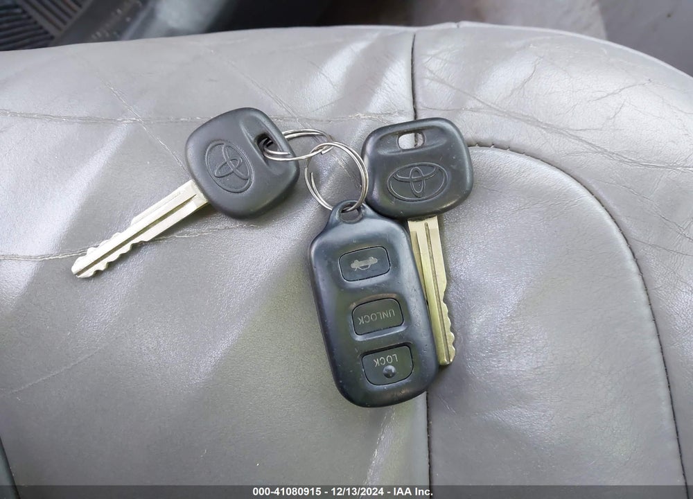 2003 TOYOTA AVALON XLS VIN: 4T1BF28B93U322895