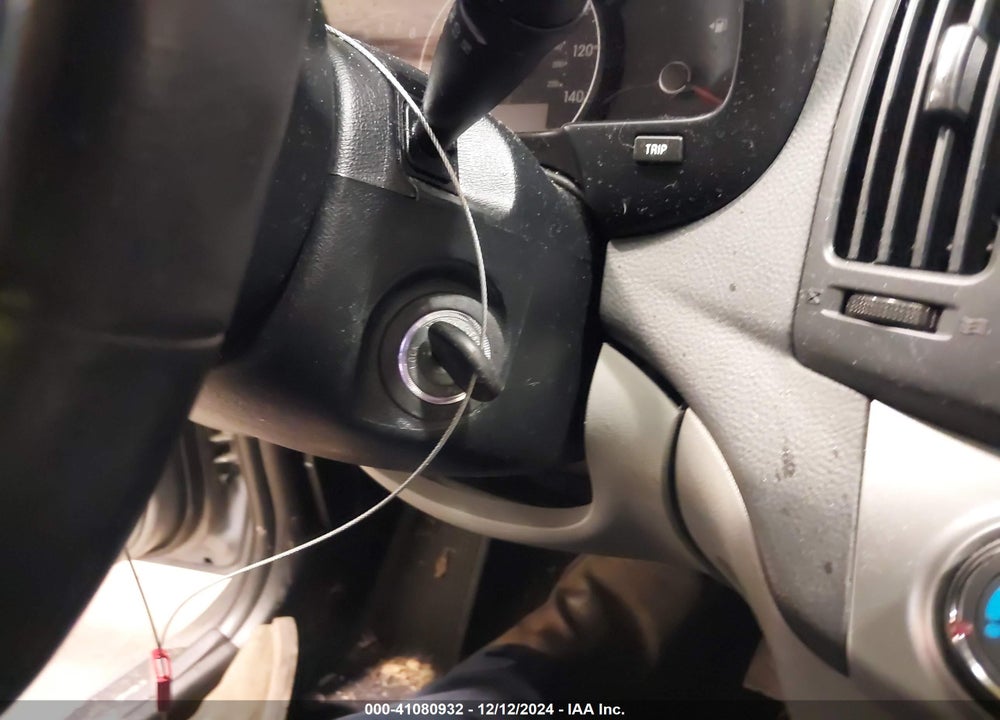 2010 HYUNDAI ELANTRA VIN: KMHDU4AD3AU180840