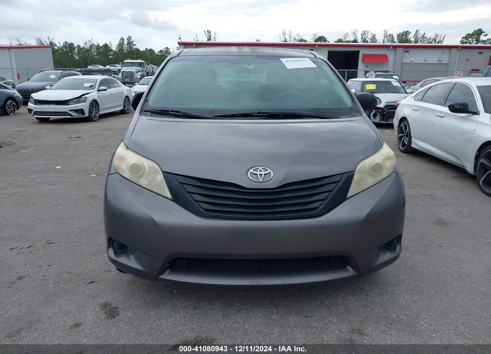 2011 TOYOTA SIENNA BASE V6 VIN: 5TDZK3DC6BS171780