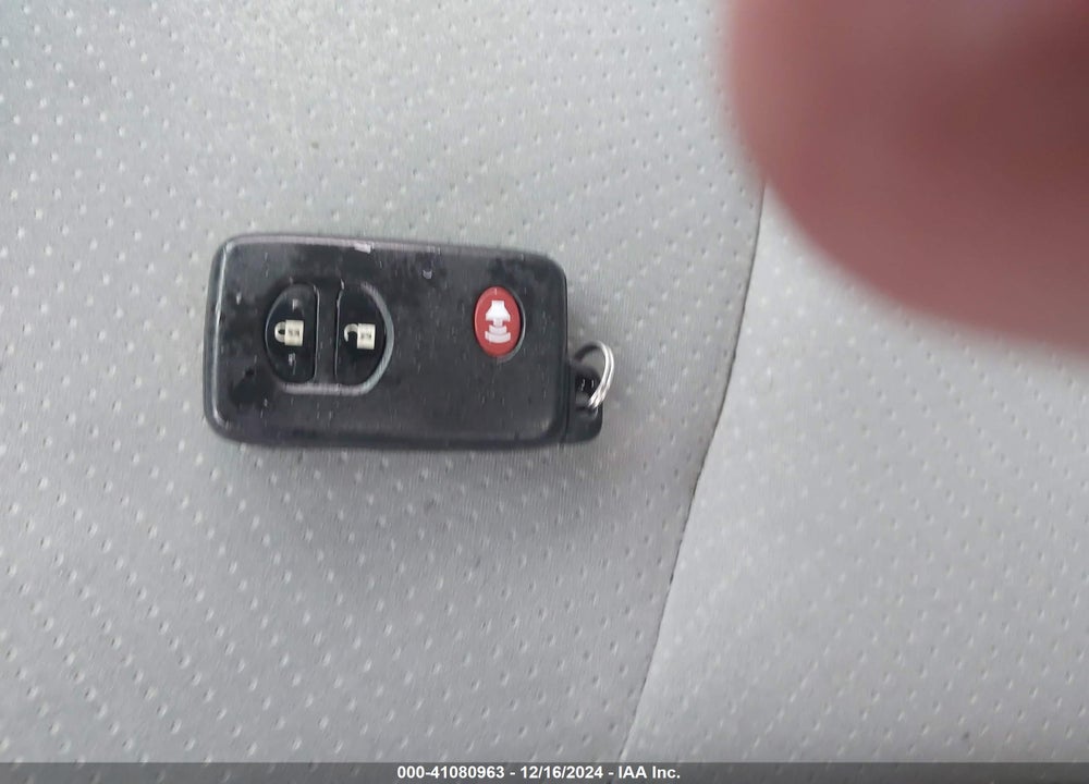 2011 TOYOTA PRIUS TWO VIN: JTDKN3DU9B0284434