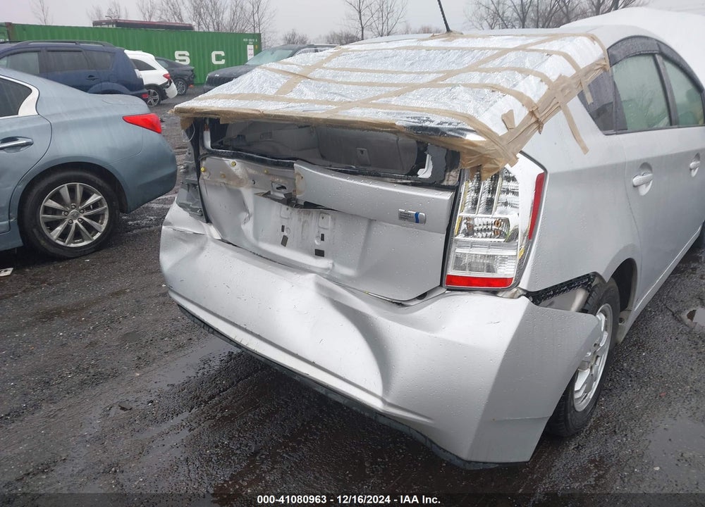 2011 TOYOTA PRIUS TWO VIN: JTDKN3DU9B0284434