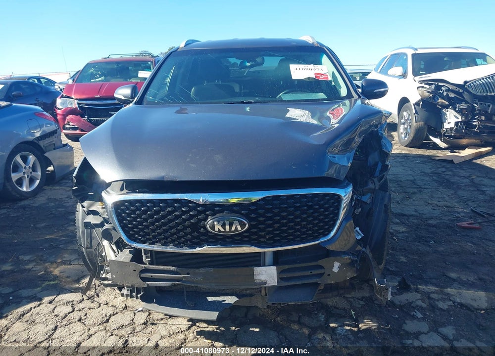 2016 KIA SORENTO 2.0T EX VIN: 5XYPH4A19GG019902