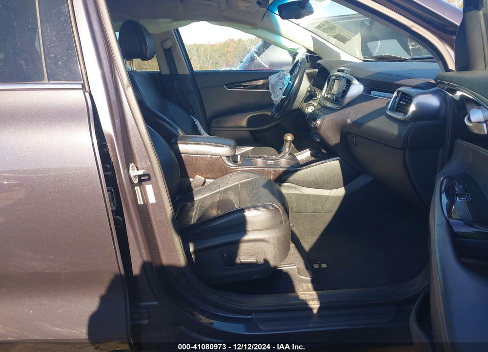 2016 KIA SORENTO 2.0T EX VIN: 5XYPH4A19GG019902