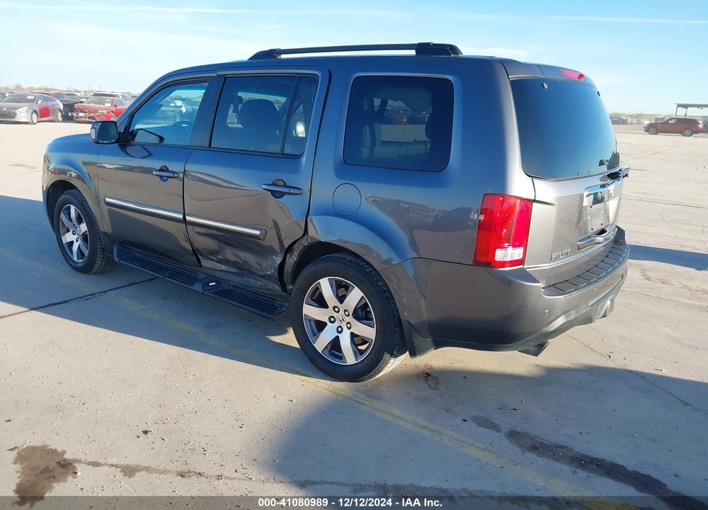 2015 HONDA PILOT VIN: 5FNYF3H94FB011907