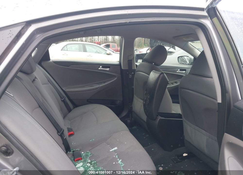 2013 HYUNDAI SONATA VIN: 5NPEB4AC5DH669552