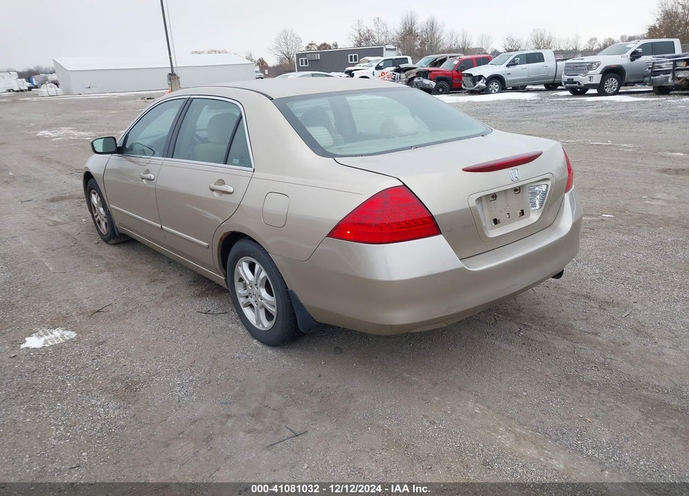 2007 HONDA ACCORD VIN: 1HGCM56707A117425