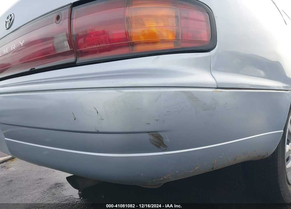 1994 TOYOTA CAMRY LE VIN: 4T1SK12E8RU848100