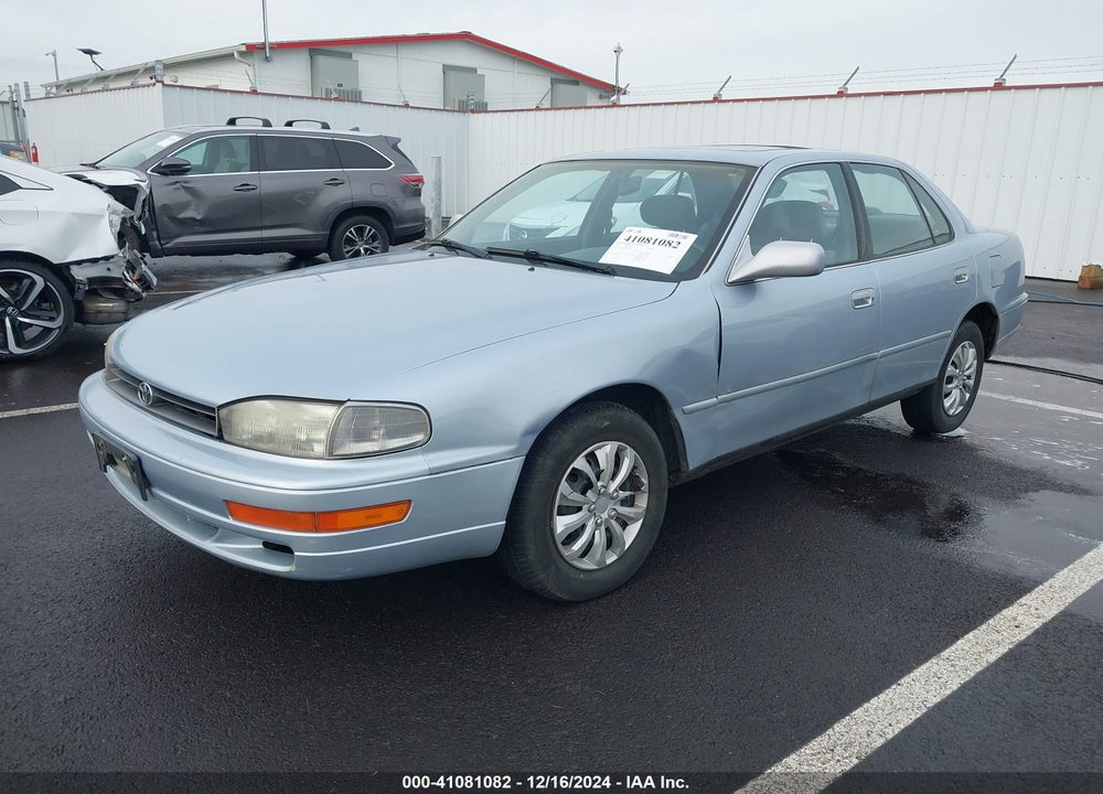 1994 TOYOTA CAMRY LE VIN: 4T1SK12E8RU848100