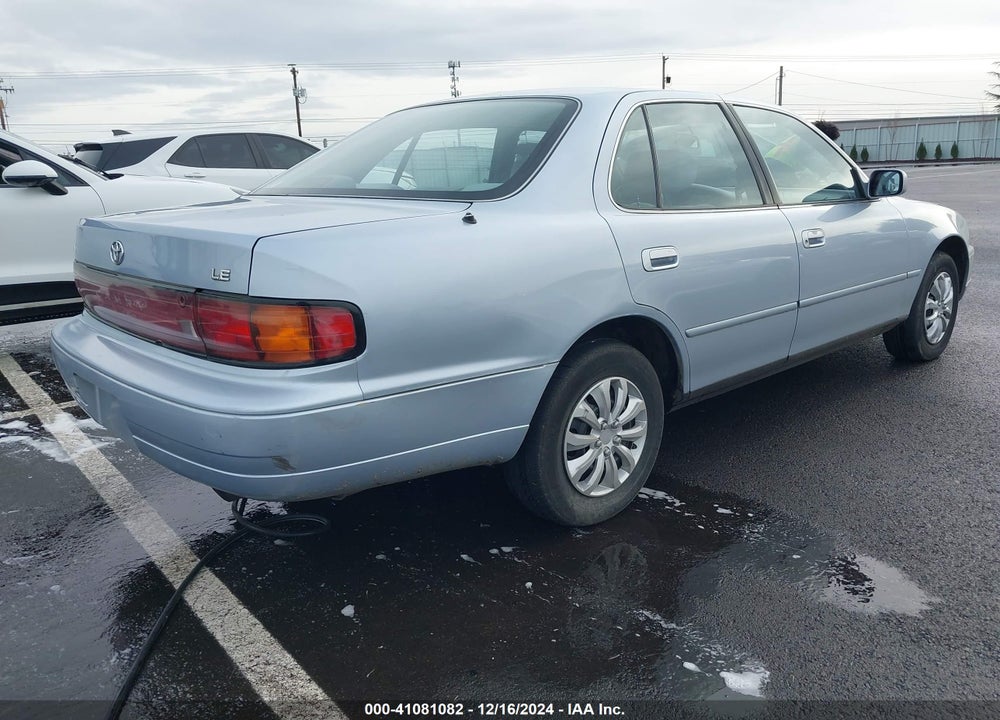 1994 TOYOTA CAMRY LE VIN: 4T1SK12E8RU848100