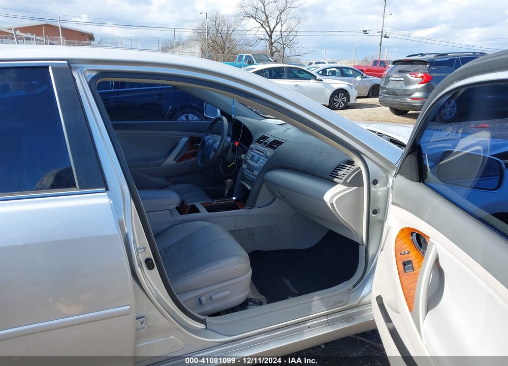 2009 TOYOTA CAMRY XLE VIN: 4T4BE46KX9R097807