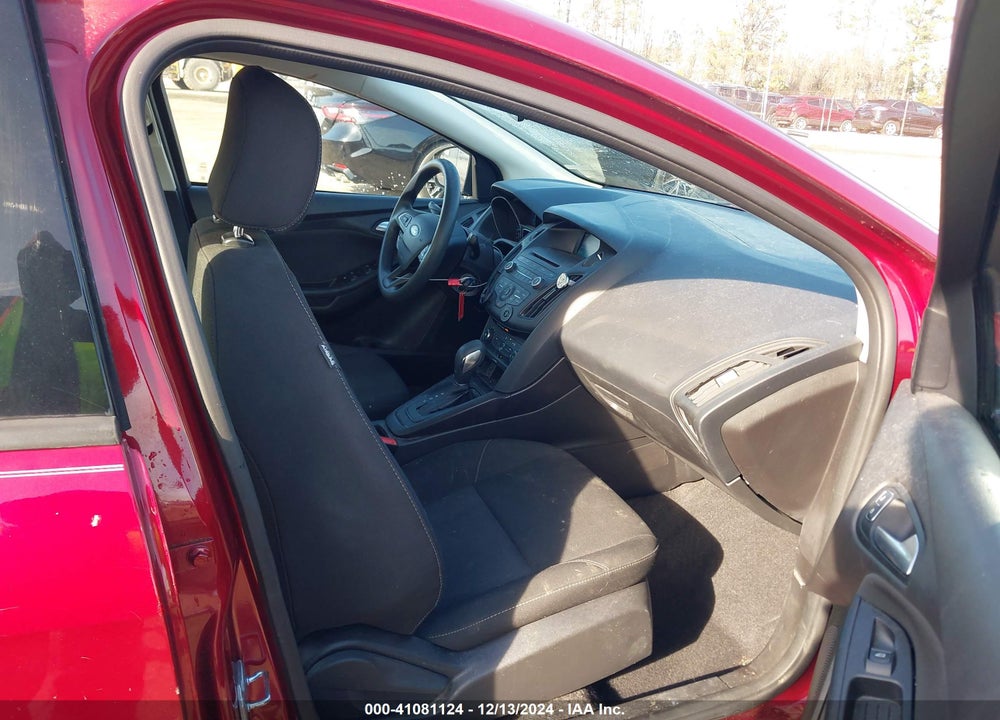 2017 FORD FOCUS SE VIN: 1FADP3F23HL242742