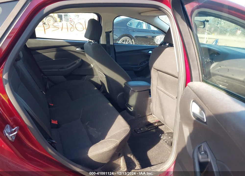 2017 FORD FOCUS SE VIN: 1FADP3F23HL242742