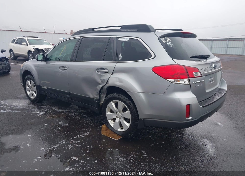 2011 SUBARU OUTBACK 2.5I PREMIUM VIN: 4S4BRBGC7B3338857