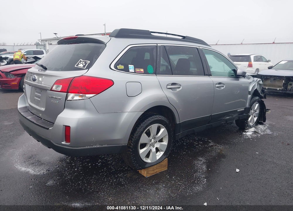 2011 SUBARU OUTBACK 2.5I PREMIUM VIN: 4S4BRBGC7B3338857