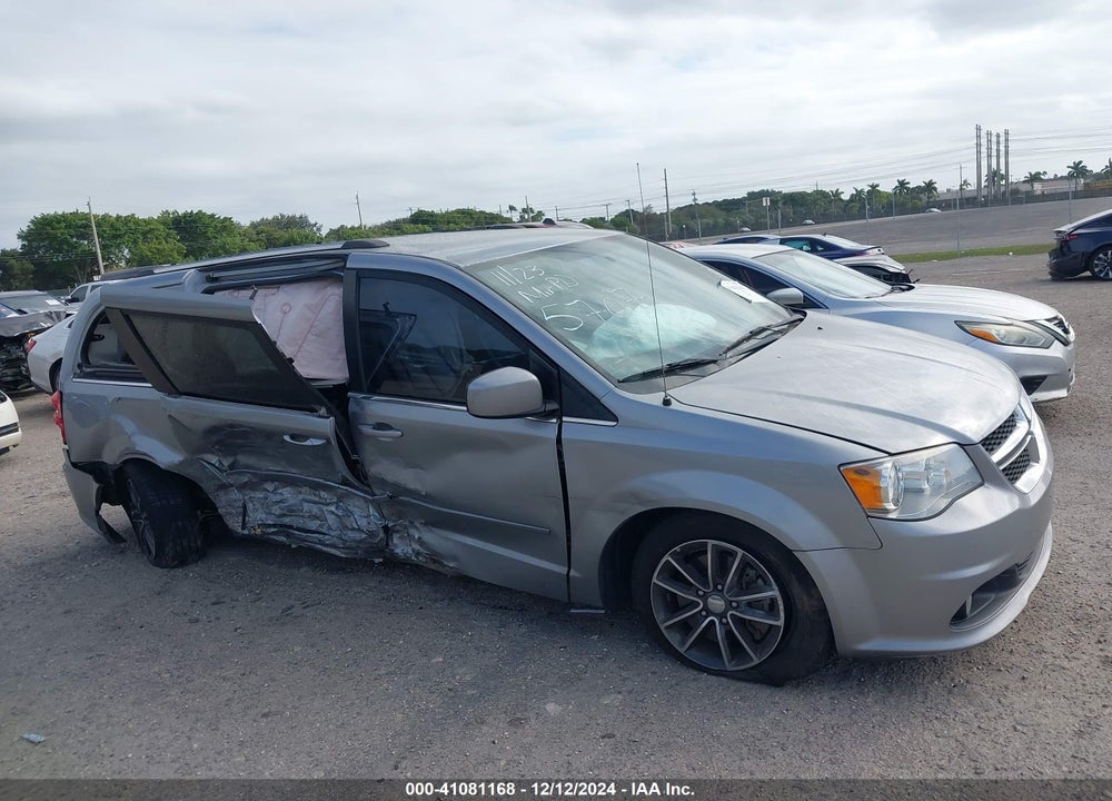 2017 DODGE GRAND CARAVAN SXT VIN: 2C4RDGCG3HR825707