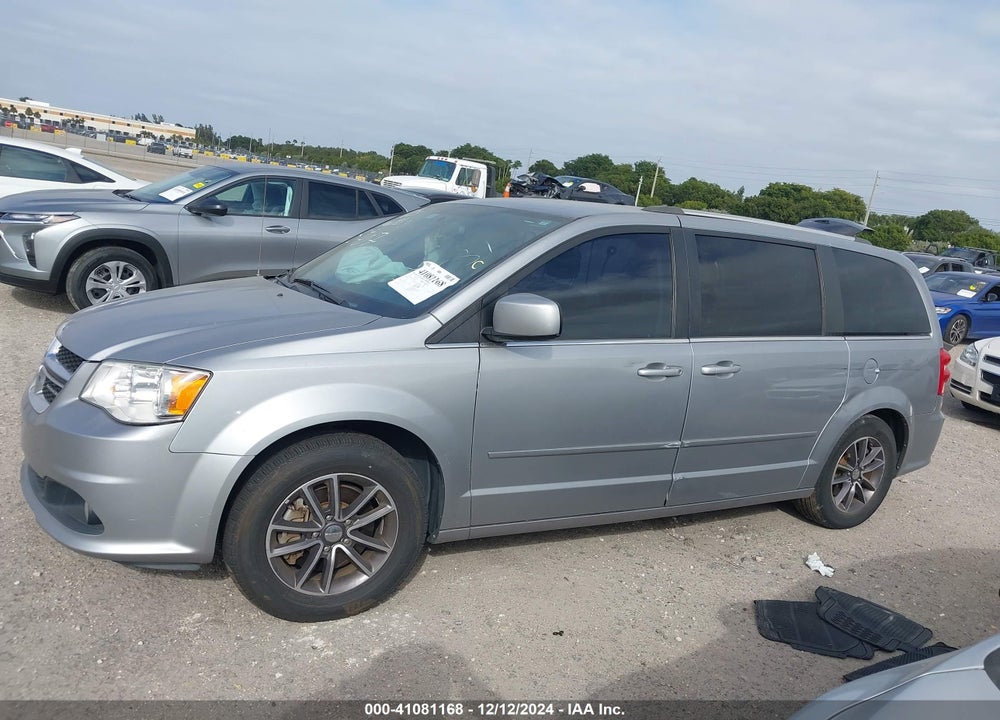 2017 DODGE GRAND CARAVAN SXT VIN: 2C4RDGCG3HR825707