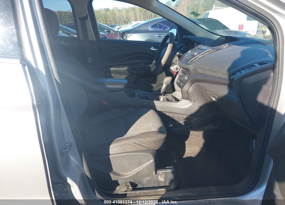 2017 FORD ESCAPE SE VIN: 1FMCU9G99HUE75589