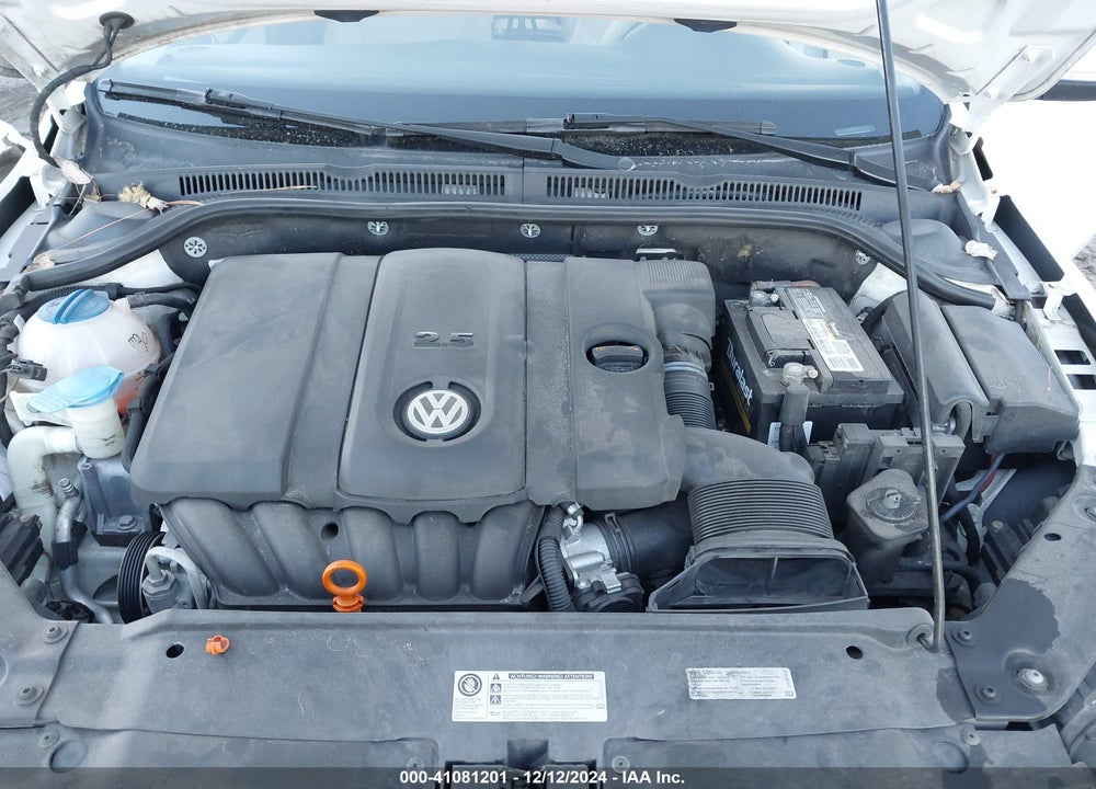 2012 VOLKSWAGEN JETTA VIN: 3VWDX7AJ4CM369620