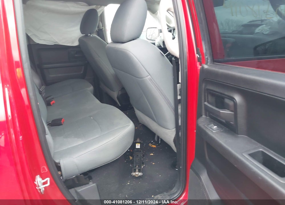 2019 RAM 1500 CLASSIC VIN: 1C6RR7FG9KS578073