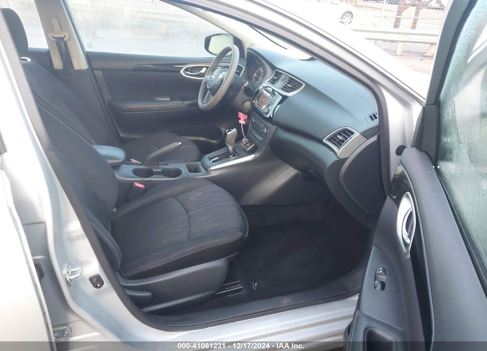 2017 NISSAN SENTRA SV VIN: 3N1AB7AP3HY340931