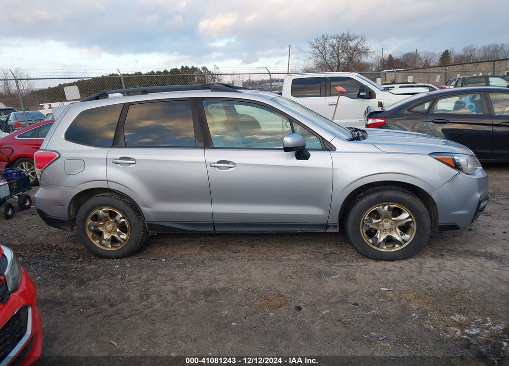 2018 SUBARU FORESTER 2.5I PREMIUM VIN: JF2SJAEC3JH433024