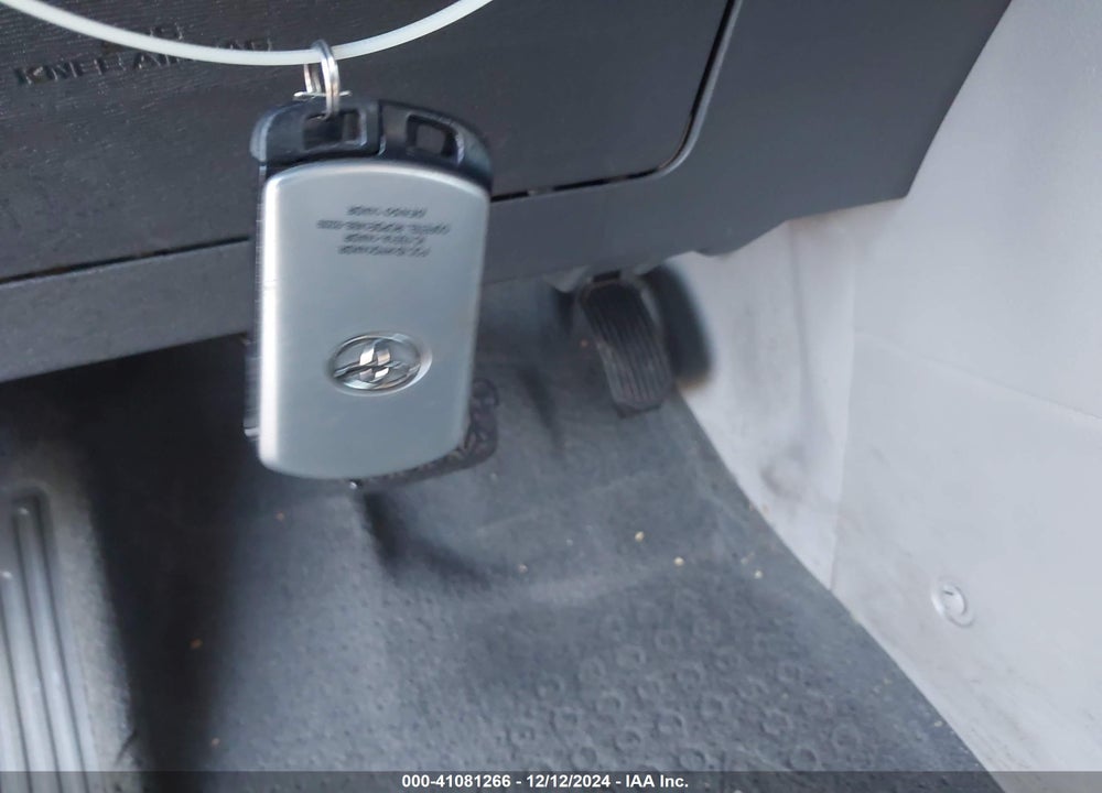 2020 TOYOTA SIENNA XLE VIN: 5TDYZ3DC2LS042198